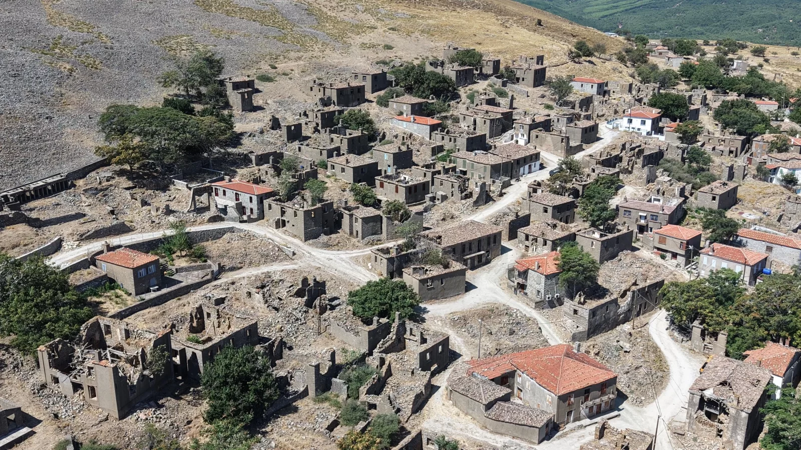 넓게 펼쳐진 섬의 풍경
